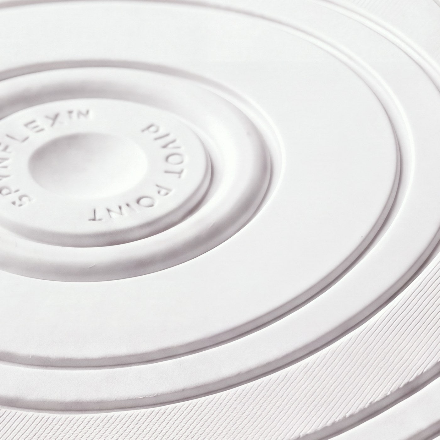 The tread at the forefoot of the SPYNFLEX® sole in close-up.