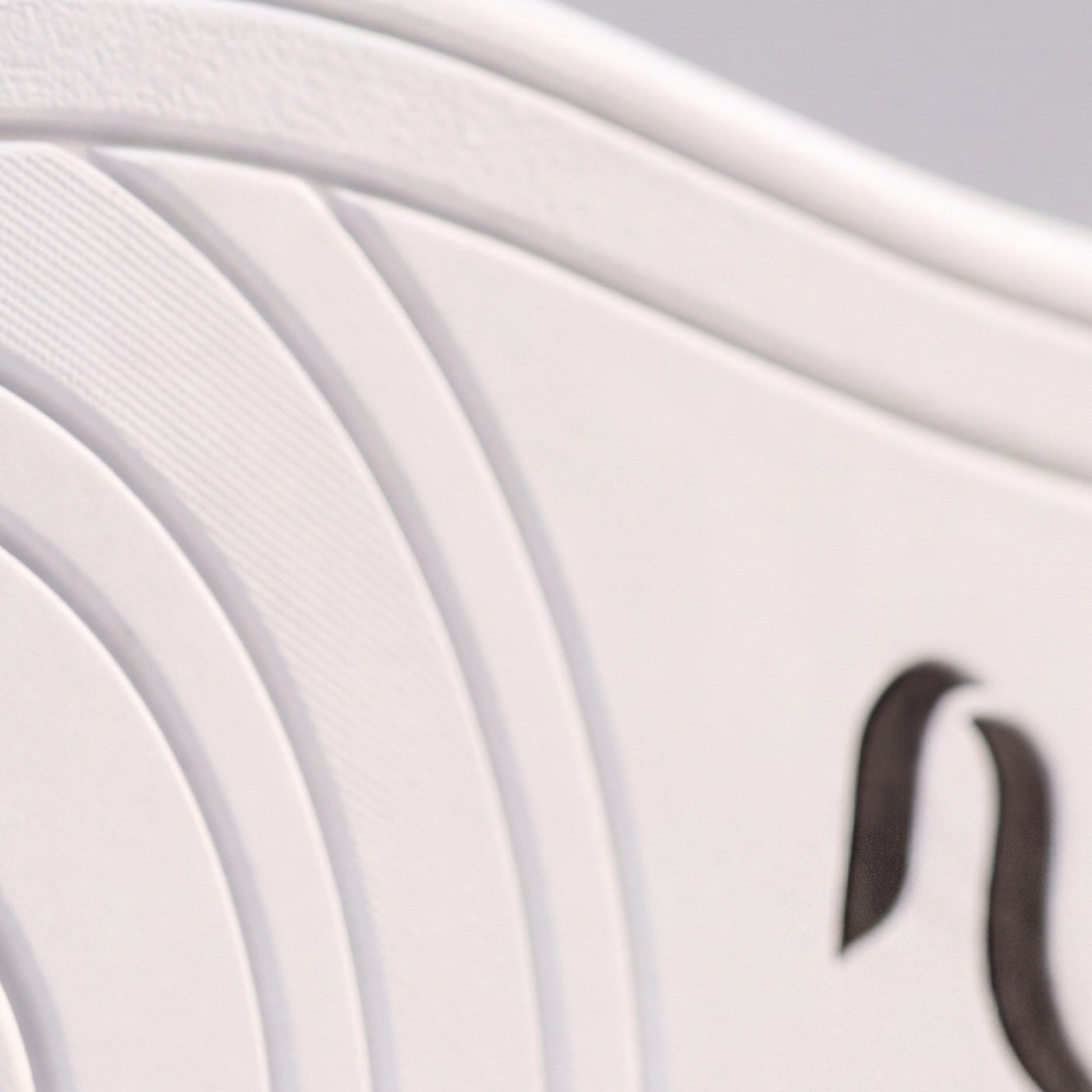 The texture bands of the SPYNFLEX® sole in close-up.